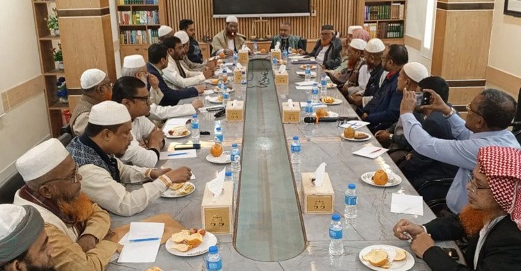 ১০ দলীয় বৈঠকে জামায়াতসহ শীর্ষ নেতারা, অনুপস্থিত চরমোনাই পীরের দল